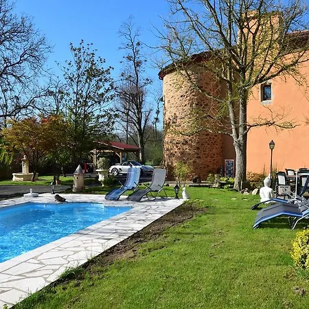 Chateau Des Aiguilles Saint-Remy-de-Chargnat