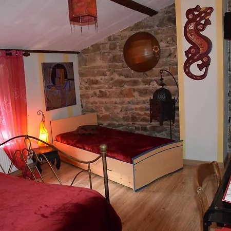 Chateau Des Aiguilles 3*