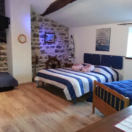 Nocleg ze śniadaniem Chateau Des Aiguilles 3*