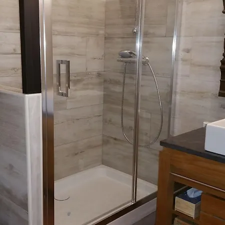 Chateau Des Aiguilles 3*