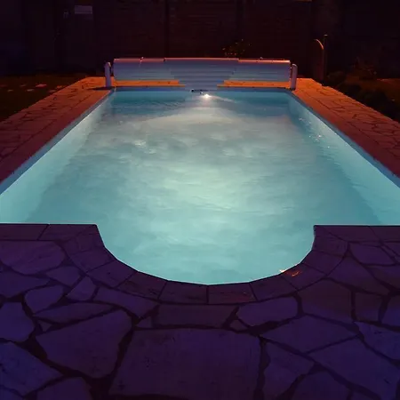 Bed & Breakfast Chateau Des Aiguilles