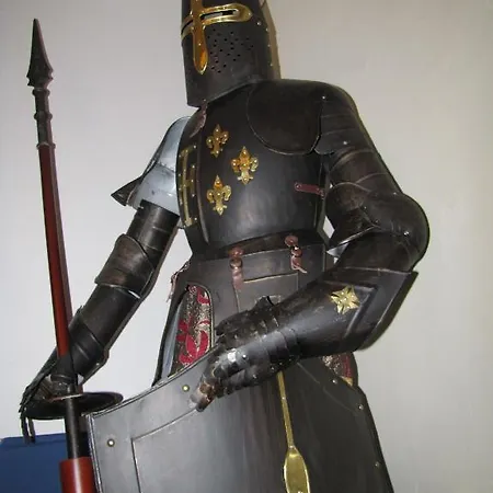 Chateau Des Aiguilles Saint-Rémy-de-Chargnat